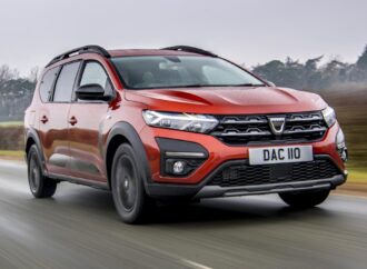 How to Find the Best Car Dealers Near You in 2025?