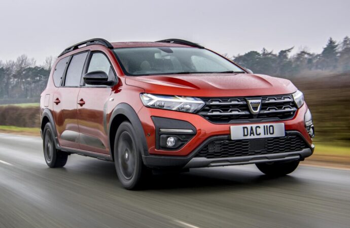 How to Find the Best Car Dealers Near You in 2025?