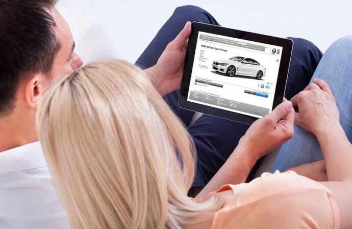 How Online Car Dealers Are Changing the Buying Process