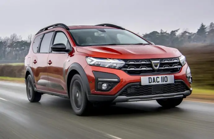 How to Find the Best Car Dealers Near You in 2025?